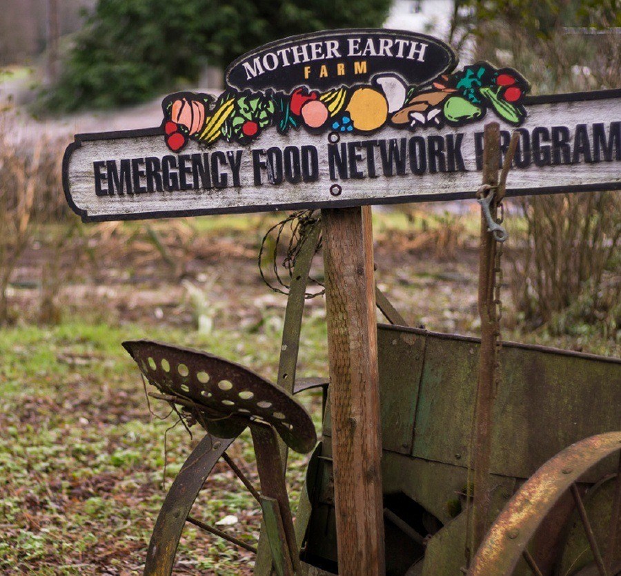 Mother Earth Farm sign.